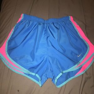 women’s nike shorts